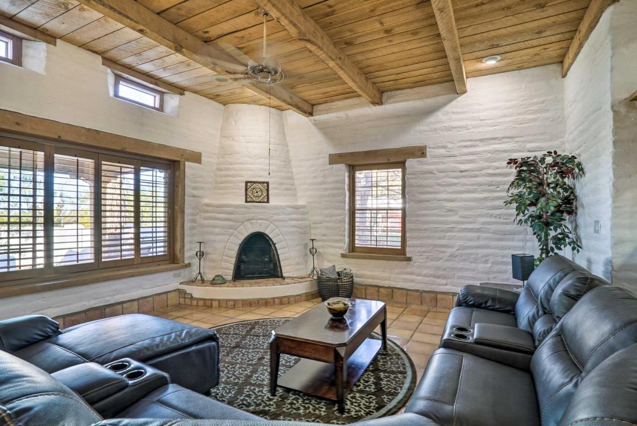 Las Cruces Home La Casa Blanca With Courtyard ภายนอก รูปภาพ