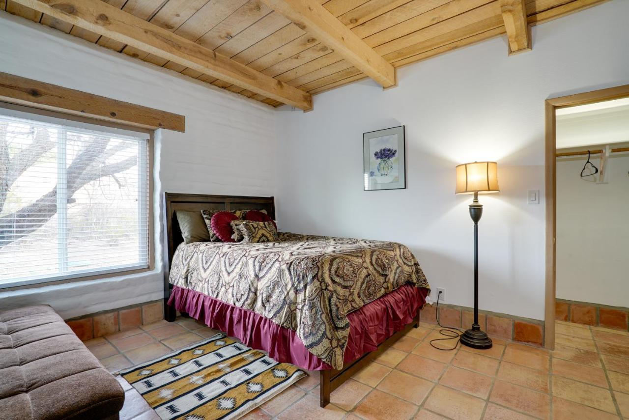 Las Cruces Home La Casa Blanca With Courtyard ภายนอก รูปภาพ